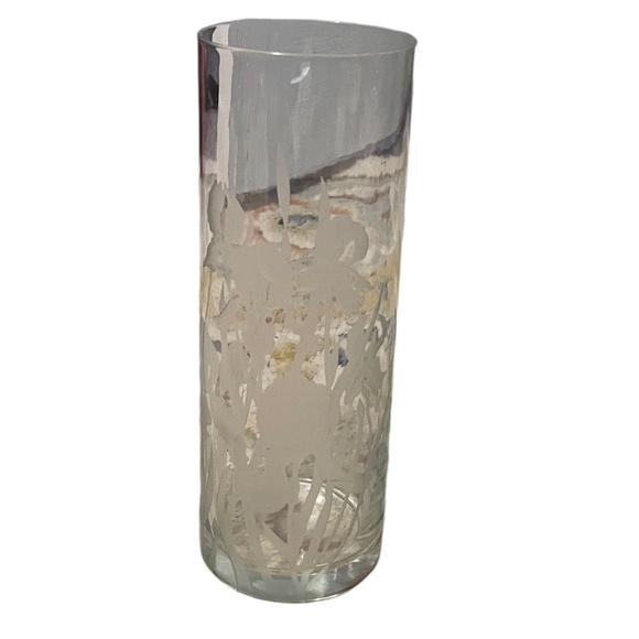 PERRY COYLE CRYSTAL DEEPLY ETCHED BEARDED IRIS FLORAL ART GLASS VASE, SIGNED - Picture 8 of 15